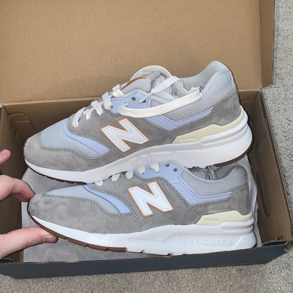 New Balance 997 women’s
